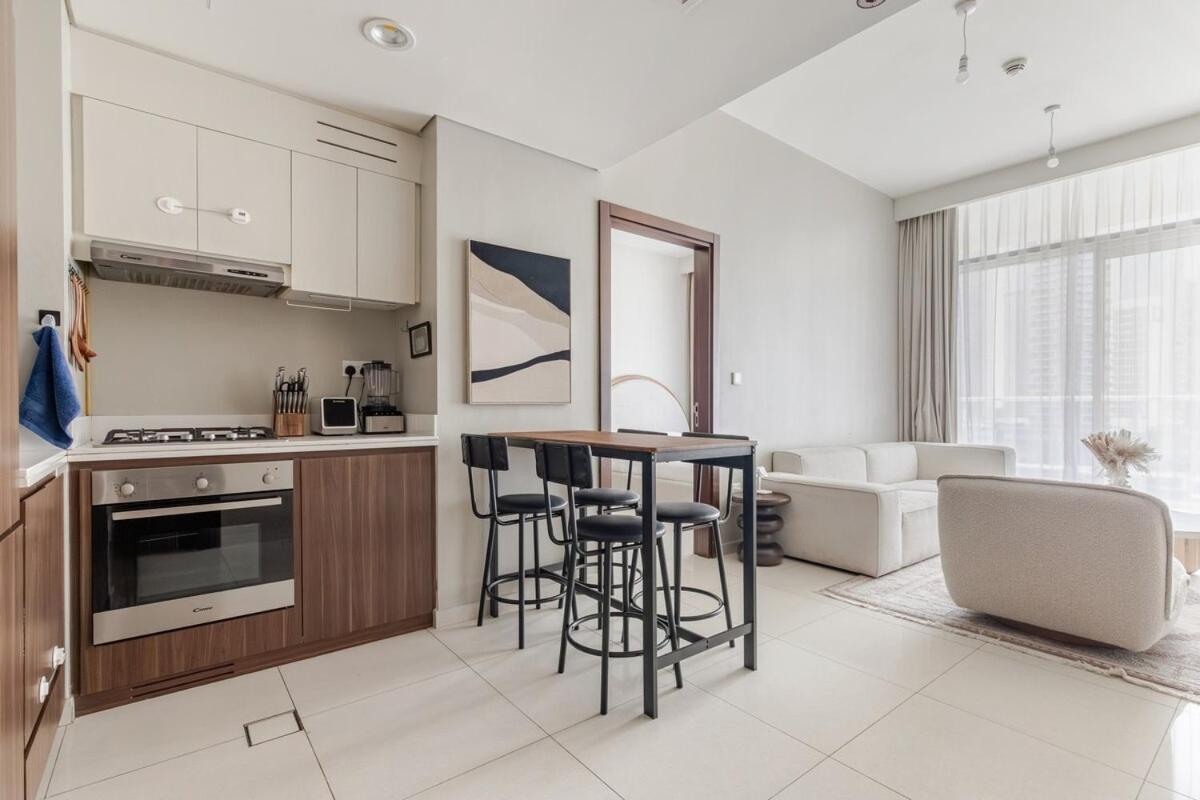 Apartment Luxury2br Canal View Free Parking & Water Downtown *